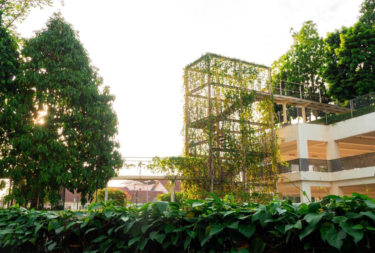Getaway Residence At Cyberjaya Exterior photo