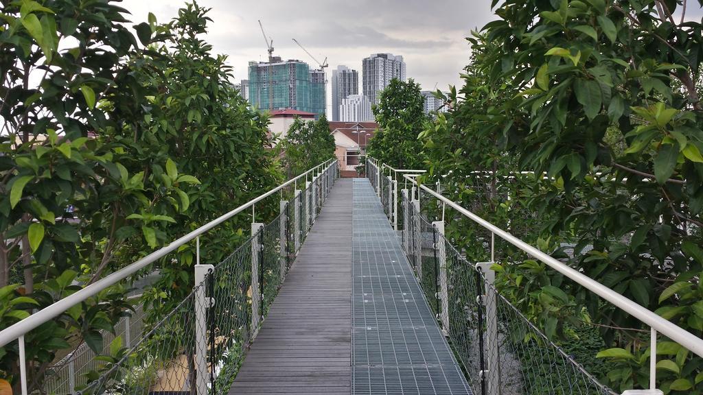 Getaway Residence At Cyberjaya Exterior photo